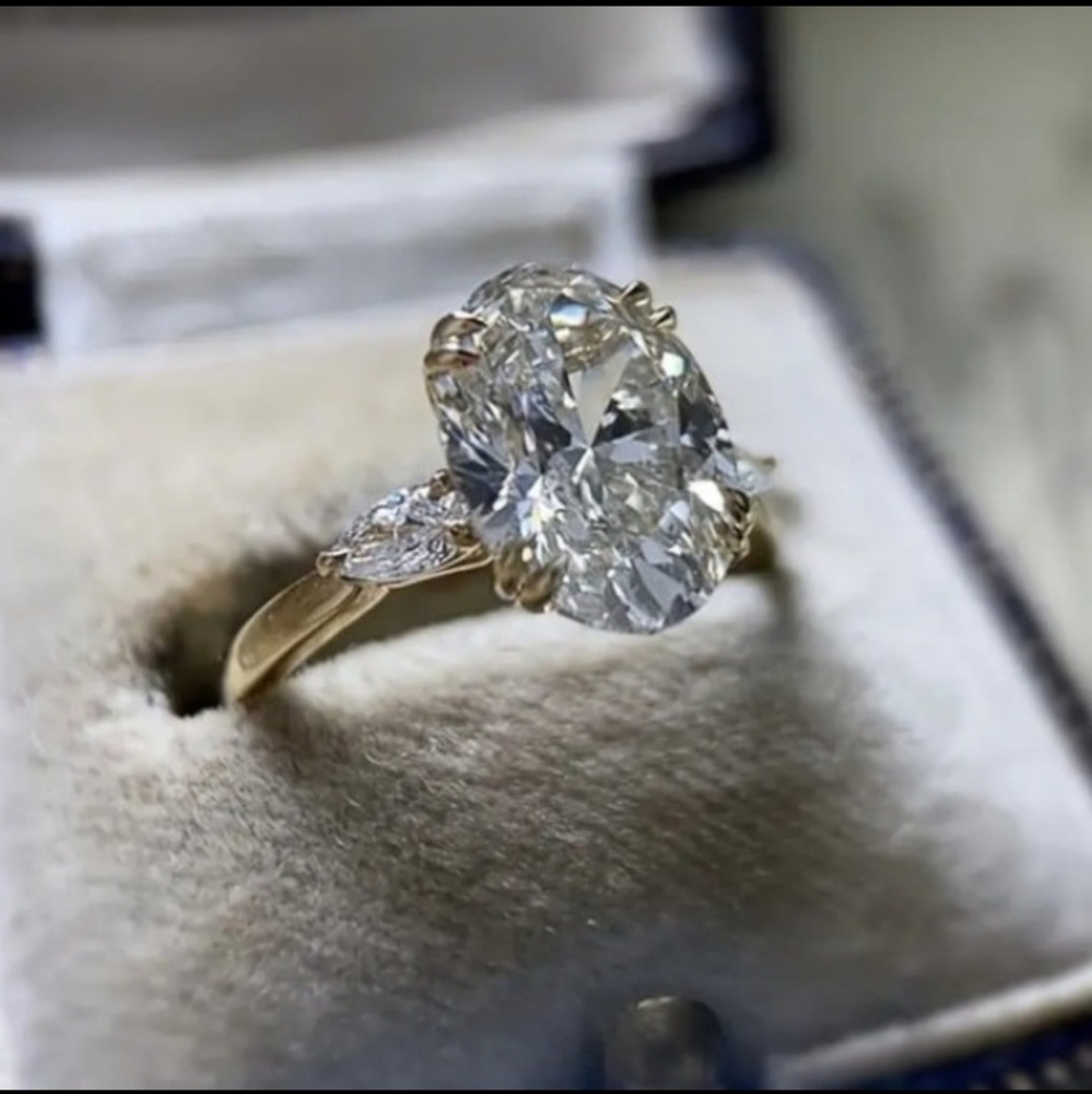 Oval Cut Moissanite Women's Engagement Ring Yellow Gold Plated - Picture 3 of 4